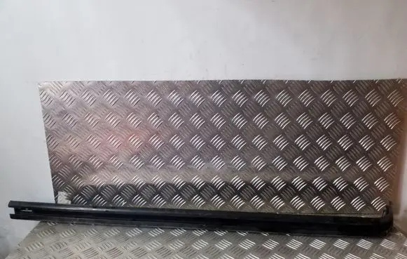 Opel Vivaro Sliding door upper top rail 