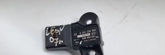 Seat Leon (1P) Turbo air boost pressure sensor 06B906051