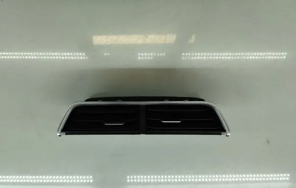 Volkswagen T-Roc Dash center air vent grill 2GA819728H