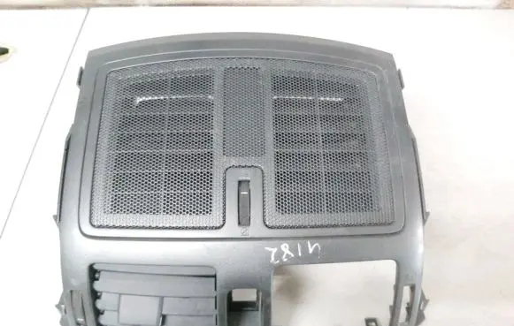 Toyota Auris 150 Dash center air vent grill 9480