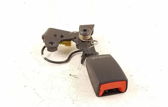 Rear seatbelt buckle