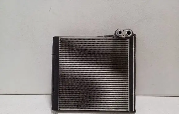 Toyota Corolla E210 E21 Air conditioning (A/C) radiator (interior) 08E30H8925B
