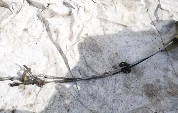 Ford Mondeo Mk III Gear shift cable linkage