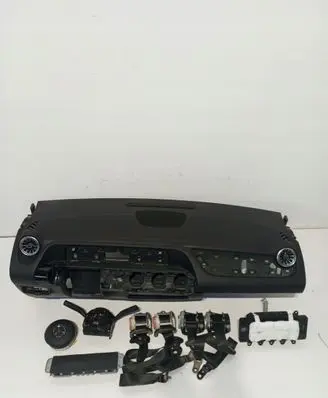 Peugeot Partner III Radio/GPS head unit trim 