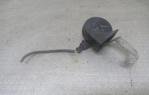 Volvo C30 Horn signal A046522