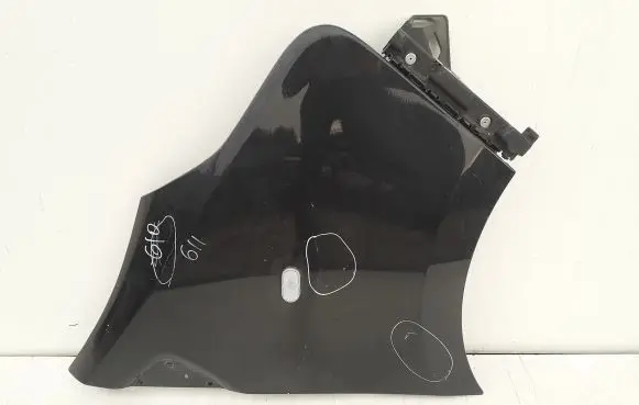 Opel Vivaro Fender