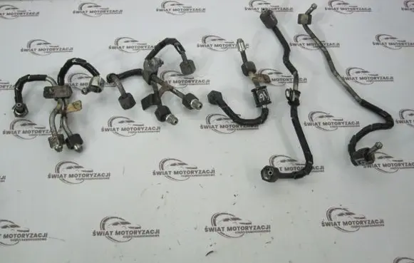 Jaguar XF X250 Fuel injector supply line/pipe 624GB