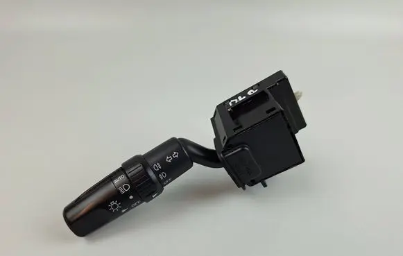 Mazda 3 I Wiper control stalk 17D682