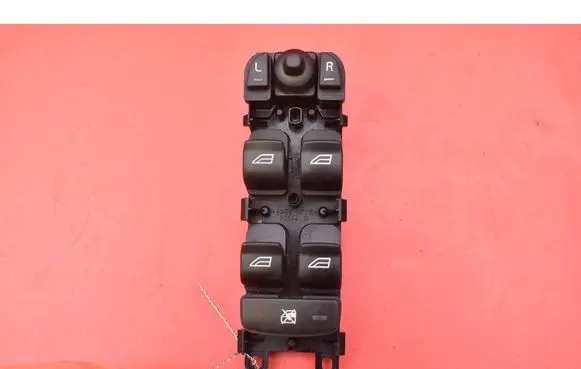 Volvo S80 Electric window control switch 30773382