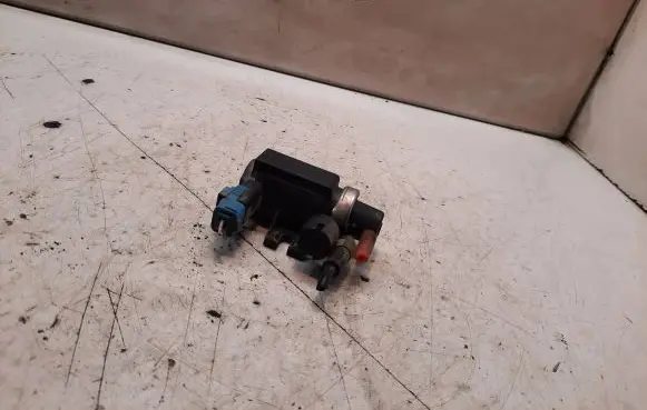 Peugeot 307 Turbo solenoid valve 9641726680 72832800 02T310