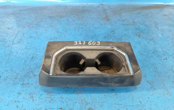 Ford Expedition Cup holder front JL1Z7804567BC
