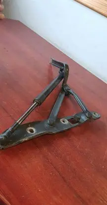BMW 5 E39 Tailgate/trunk/boot hinge 8159397