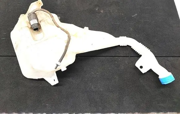 Tesla Model S Windshield washer fluid reservoir/tank 100540000C