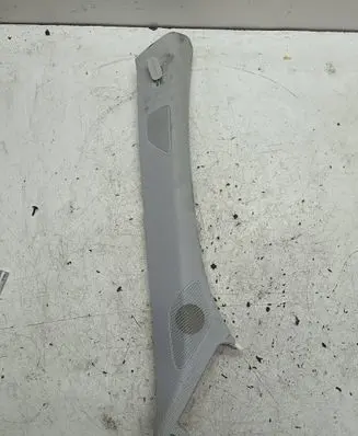 Audi Q7 4M (A) pillar trim 4M0867234P 26052019 FK4006G0F