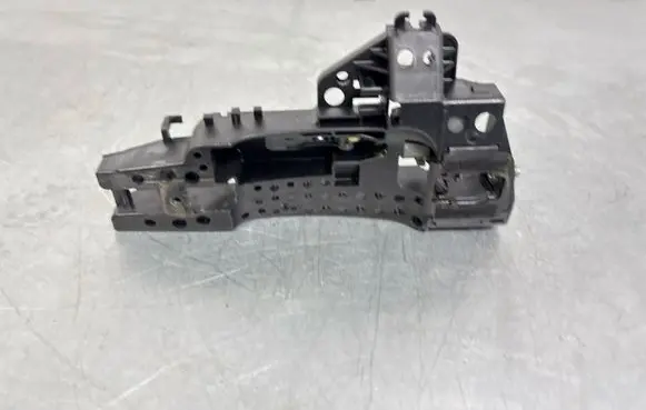Audi A6 S6 C7 4G Rear door exterior handle/bracket 4H0837886
