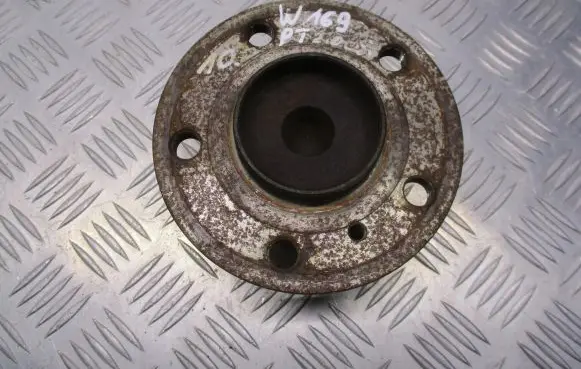 Mercedes-Benz A W169 Rear wheel bearing hub 