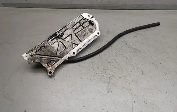 Mercedes-Benz E W213 Other engine bay part A6540103903