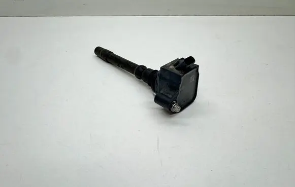 BMW 8 G15 High voltage ignition coil 8692611