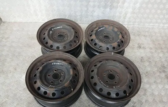 Toyota Corolla E140 E150 R15 steel rim FELGISTALOWE