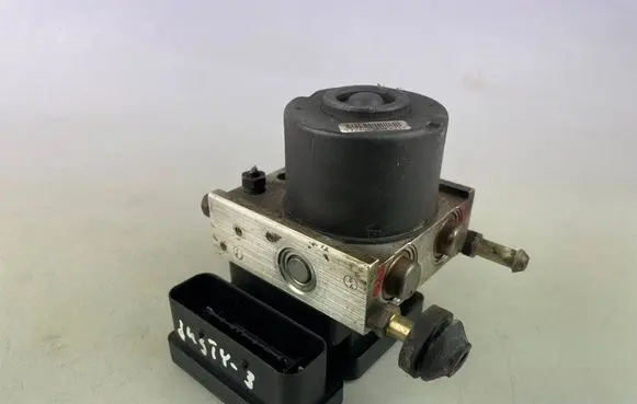 Subaru Justy ABS Pump 5611086G10 5WK84117