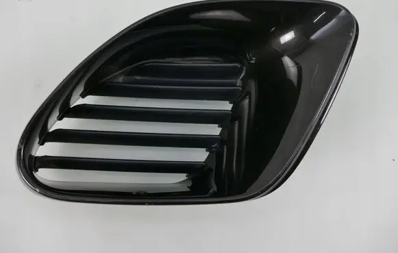Porsche Boxster 986 Quarter panel pressure vent 98650456102