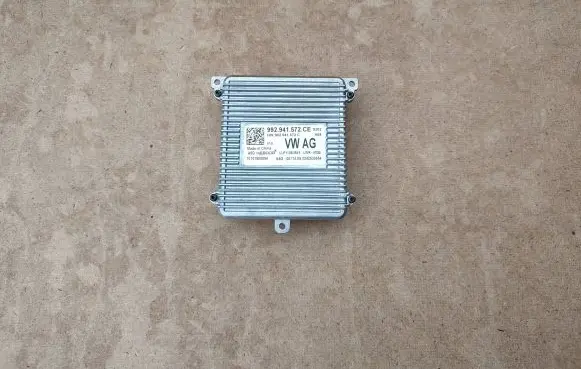 Volkswagen Tiguan LED ballast control module 992941572CE 992941572C 10101500094