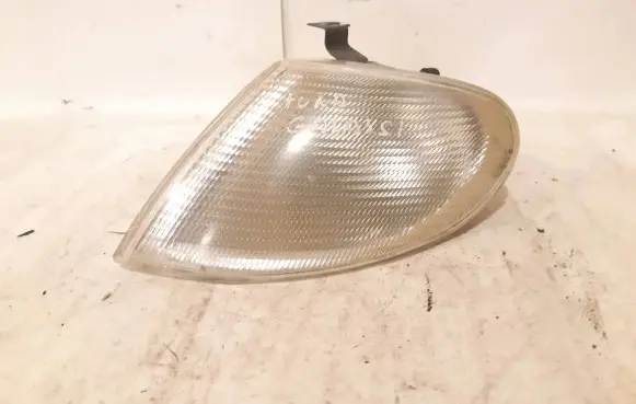 Front indicator light