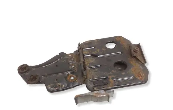 Nissan Juke I F15 Battery tray D272