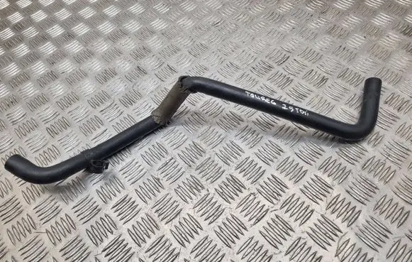 Volkswagen Touareg I Engine coolant pipe/hose 