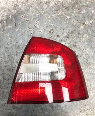 Skoda Octavia Mk2 (1Z) Rear/tail lights 1Z5945096B