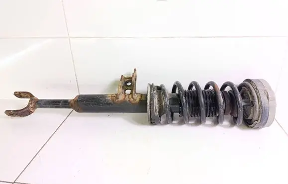 BMW 5 F10 F11 Front shock absorber with coil spring 6863893 31316863893