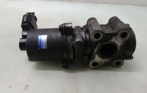 Toyota Avensis T250 EGR valve 256200R012