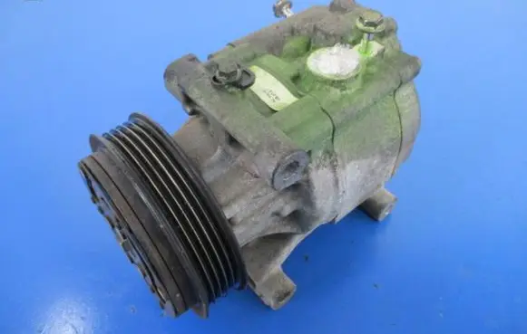 Ford Ka Air conditioning (A/C) compressor (pump) 51747318
