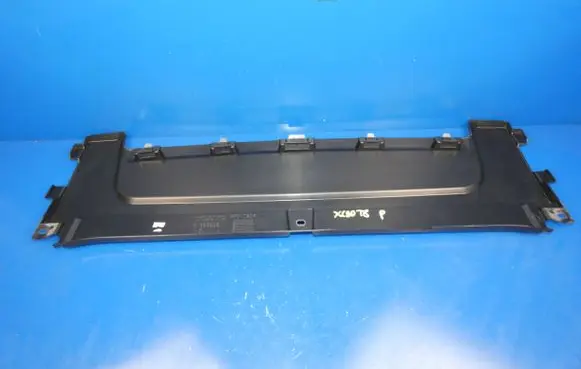 Volvo XC90 Radiator trim 31383508 M0N7A