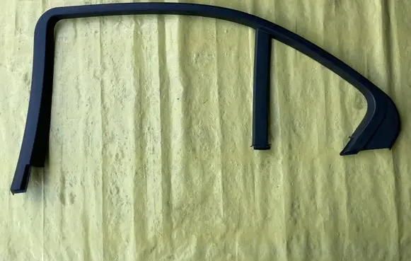 Mercedes-Benz C AMG W204 Rear door window/glass frame A2047350271