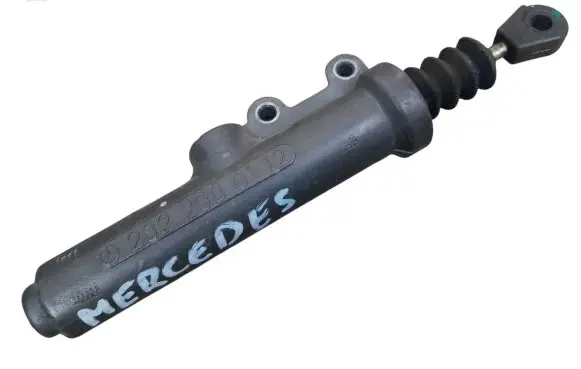 Mercedes-Benz E W210 Clutch master cylinder 2022900112