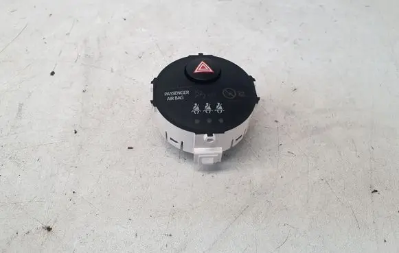 Toyota Yaris Hazard light switch 839500D100