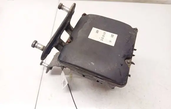 Mercedes-Benz CLS C219 ABS Pump A2114312812