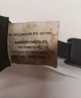 Chrysler 300 - 300C Rear seatbelt buckle 2021686