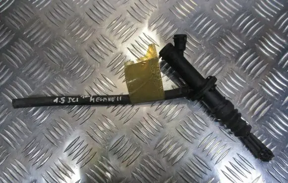Renault Megane II Clutch slave cylinder 