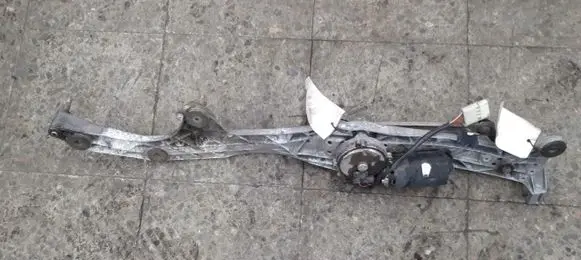 BMW 7 G11 G12 Front wiper linkage 8352888