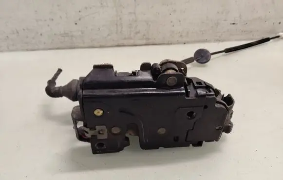 Porsche Cayenne (9PA) Front door lock 