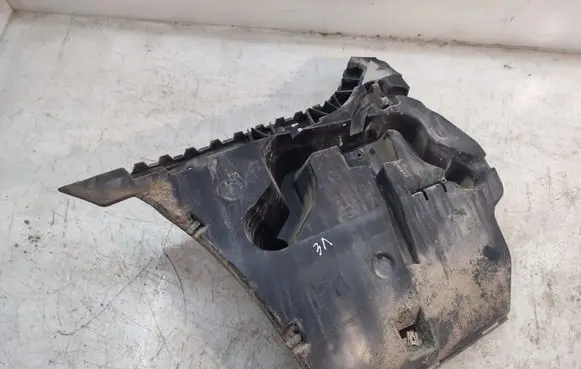 BMW 5 F10 F11 Bumper support mounting bracket corner 7207111