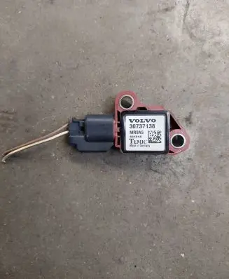 Volvo V50 Airbag deployment crash/impact sensor 30737138 MRSA5