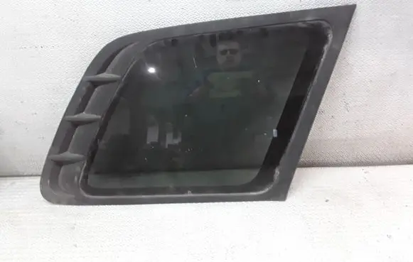 Hyundai Santa Fe Rear side window