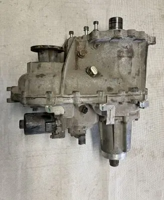 Nissan Navara D23 Gearbox transfer box case 4JA1C G903829