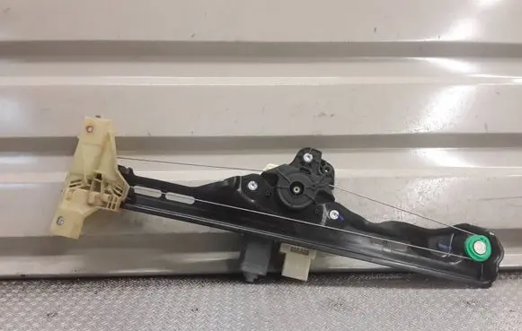 Citroen C4 II Picasso Rear door window regulator with motor 9676172380