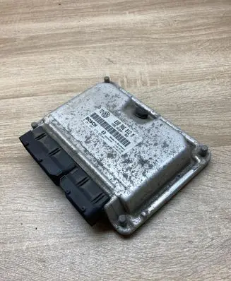 Volkswagen Golf IV Engine control unit/module ECU 038906012M 0281001979
