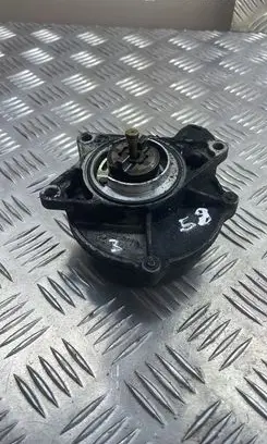 Audi A4 S4 B6 8E 8H Vacuum pump 057145100C