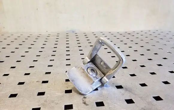 Volkswagen Tiguan Tie down hook / loop 5N0864203